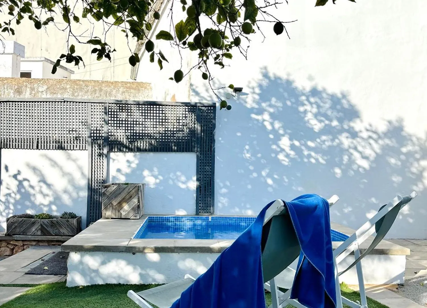 בית נופש Estômbar Casa Da Artista - Stylish House With Plunge Pool And Lush Garden Close To Beach פורטוגל